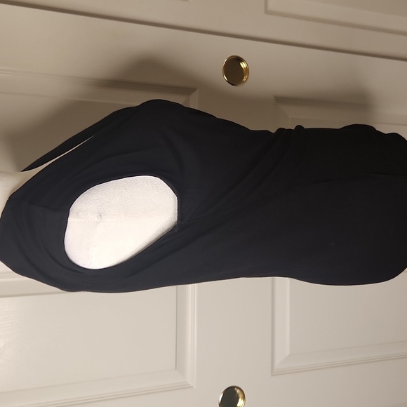 IMAN Women's Black Cap Sleeve Criss-Cross Wrap Neckline Top Size S - Picture 6 of 10